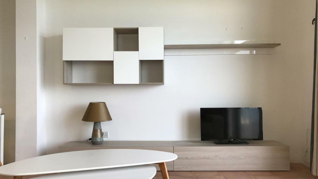 Beautiful Seaview Apartments 세인트폴스베이 외부 사진